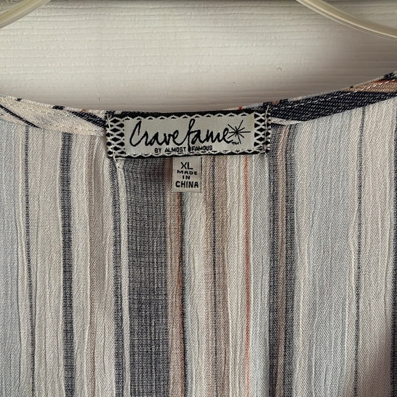 Crave Fame blue striped top Size XL - Picture 2 of 4